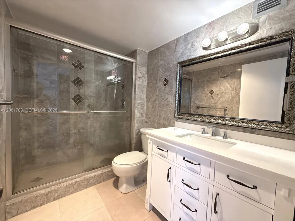 1904 S Ocean Dr #1206 Hallandale Beach, FL 33009