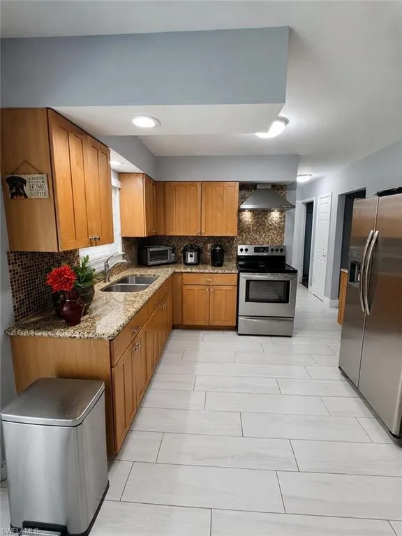 2124 41st Terrace SW Naples, FL 34116