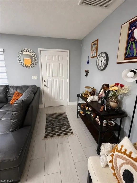 2124 41st Terrace SW Naples, FL 34116