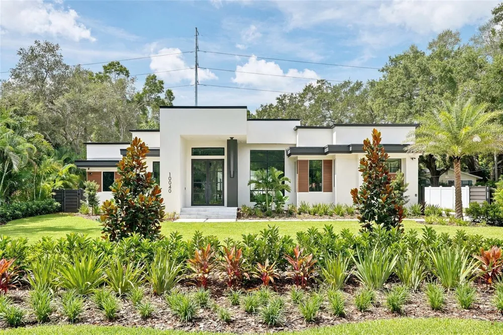 10040 59TH AVENUE St Petersburg, FL 33708
