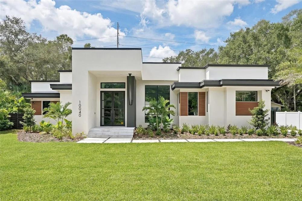 10040 59TH AVENUE St Petersburg, FL 33708