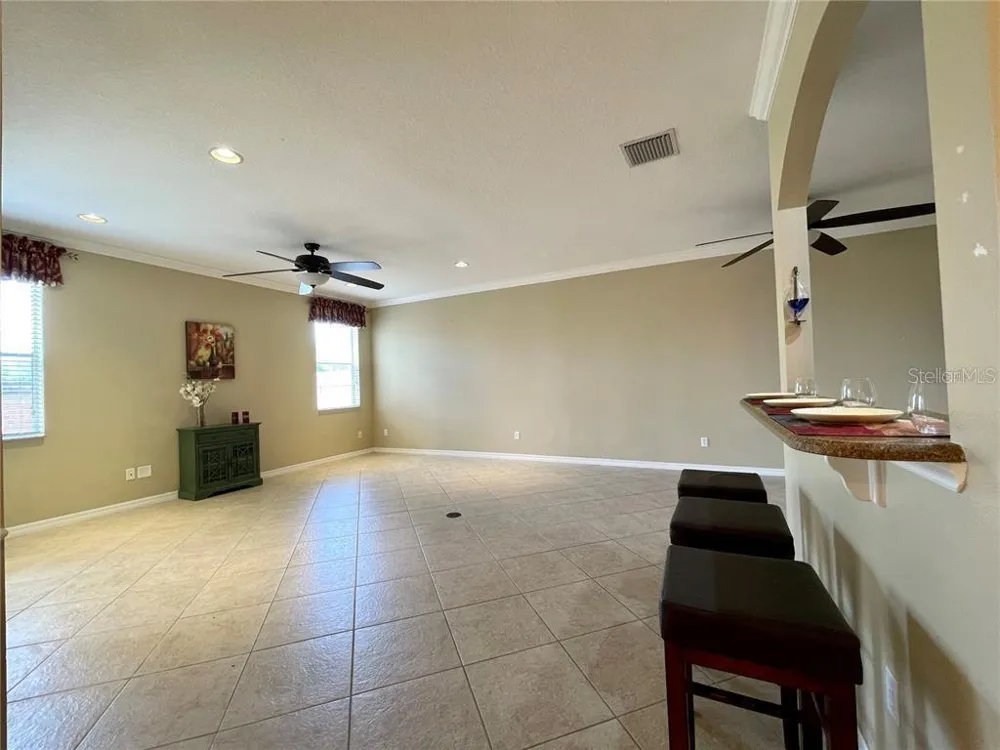 5083 FIORELLA LANE Sanford, FL 32771
