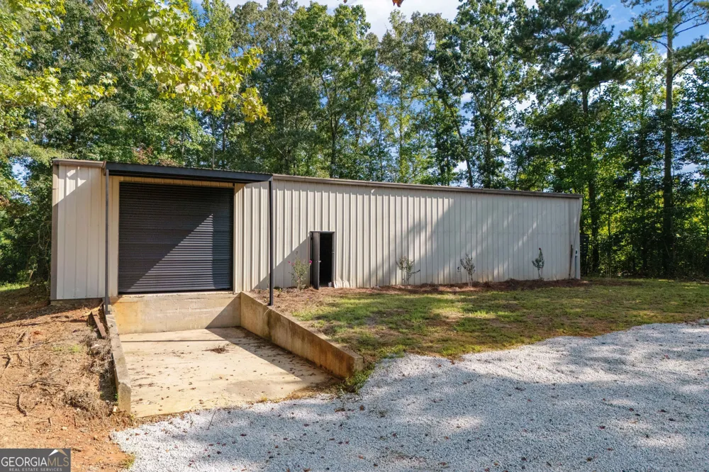 1360 Gum Creek Airport RD Roopville, GA 30170
