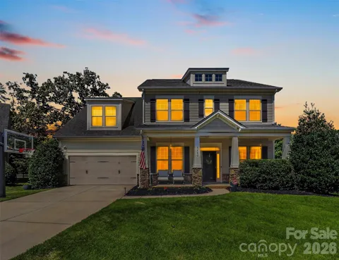 5112 Forest Knoll Court