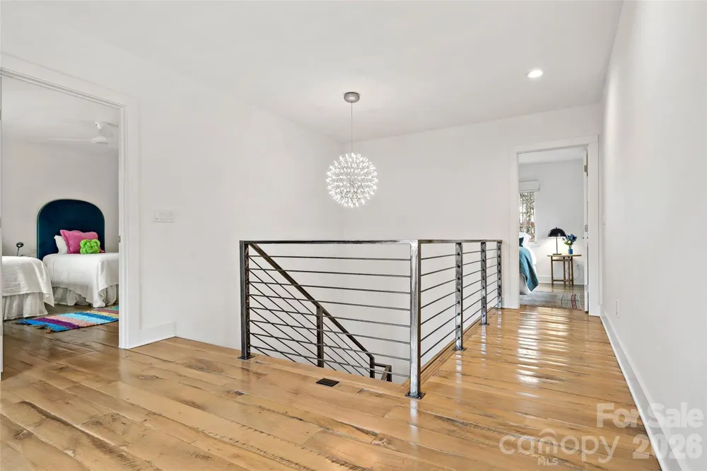 27 Hawberry Court Asheville, NC 28805