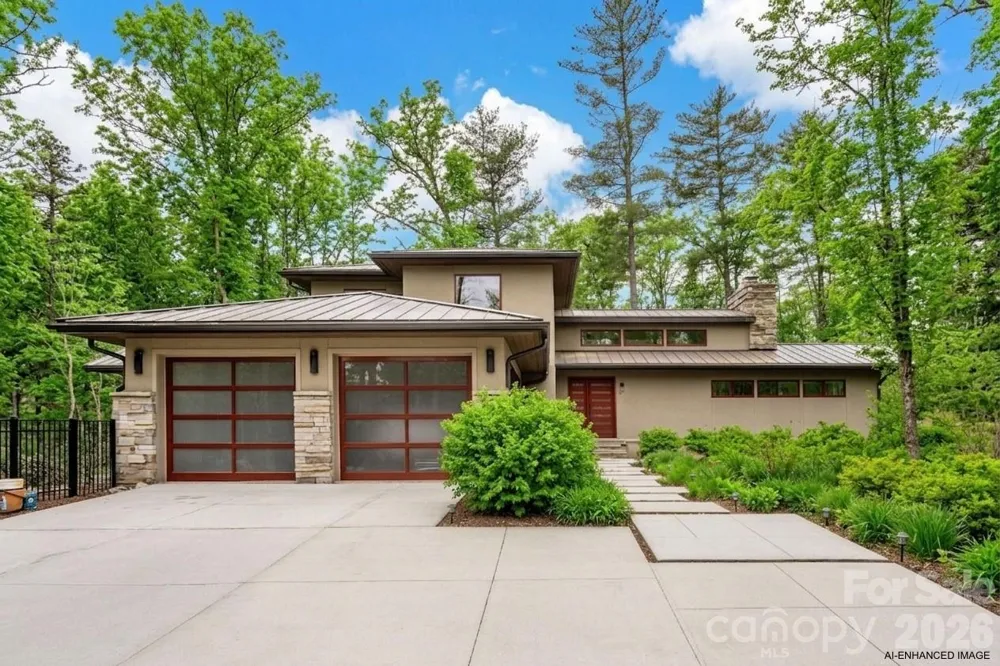 27 Hawberry Court Asheville, NC 28805