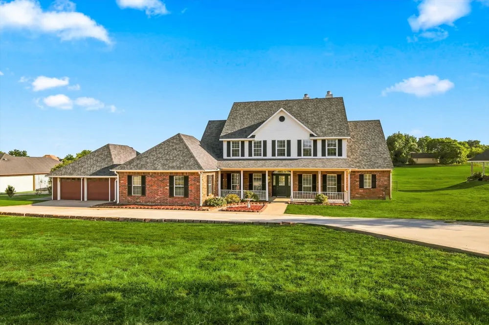 47 Preakness Place Road Van Alstyne, TX 75495