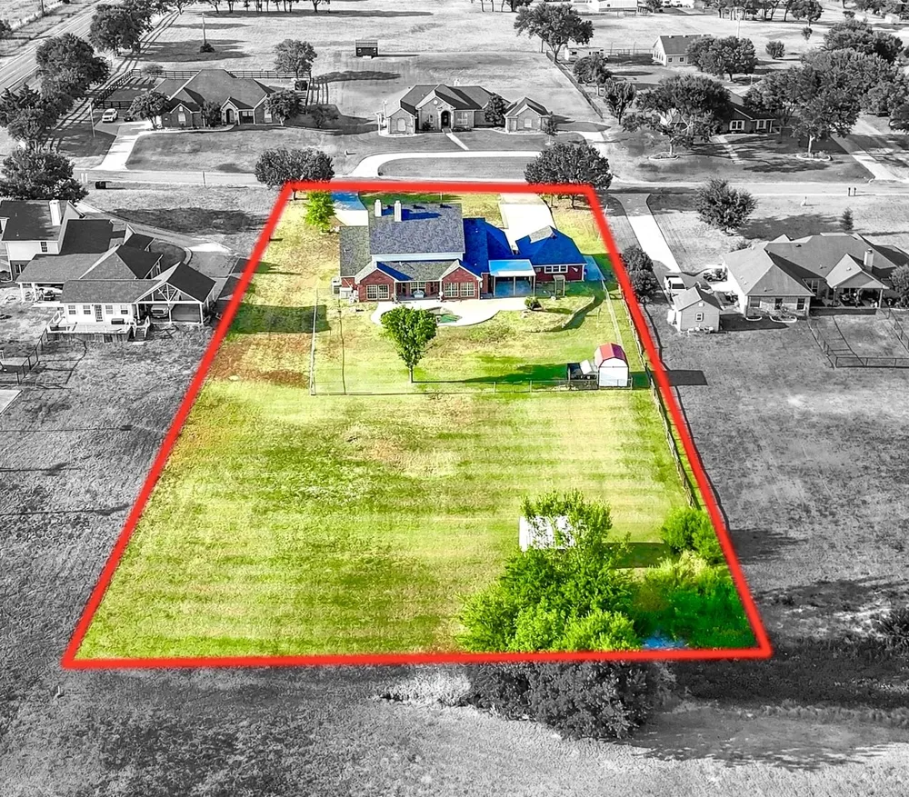 47 Preakness Place Road Van Alstyne, TX 75495