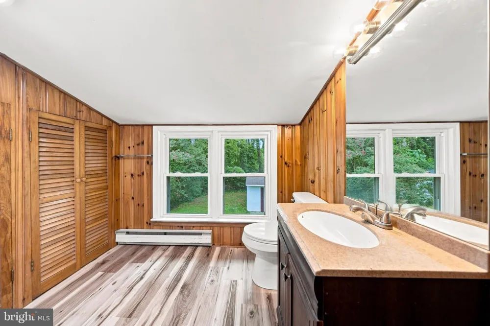 5 POTOMAC STREET Crisfield, MD 21817