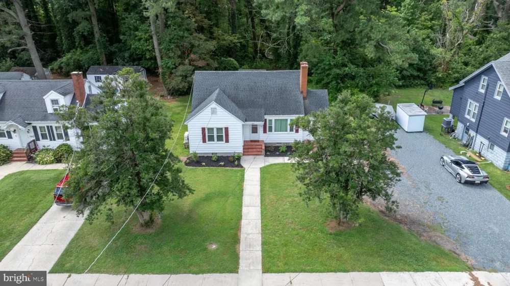 5 POTOMAC STREET Crisfield, MD 21817