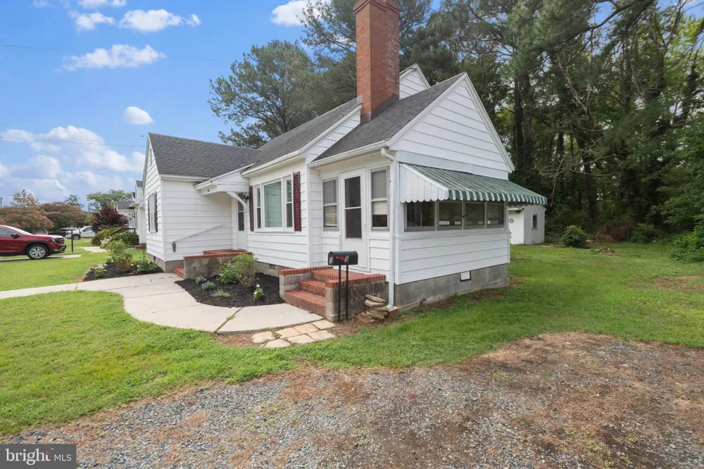 5 POTOMAC STREET Crisfield, MD 21817