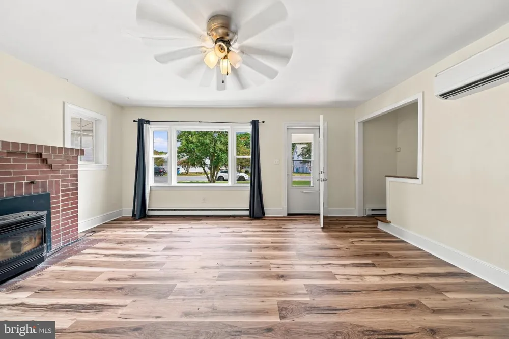 5 POTOMAC STREET Crisfield, MD 21817
