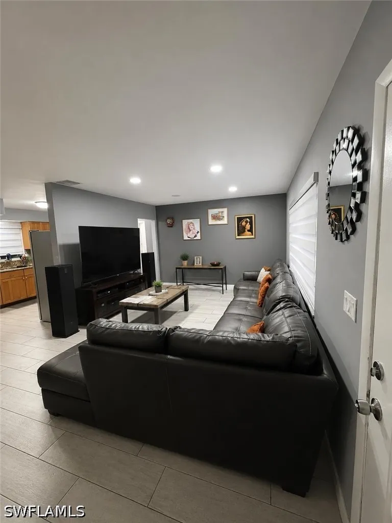 41st Terrace SW Naples, FL 34116