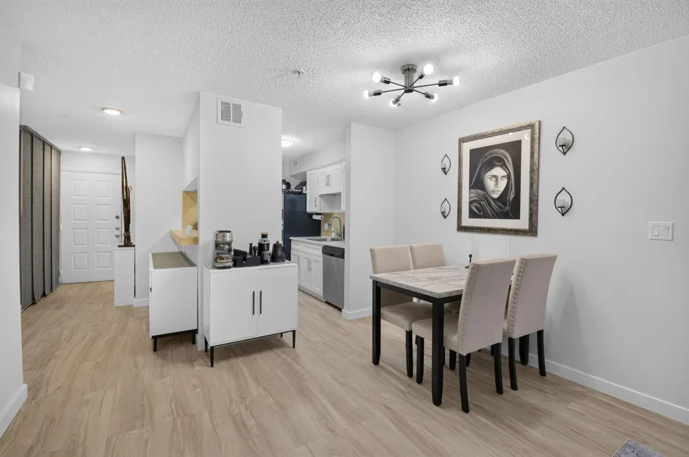 2305 CONGRESS AVENUE #21 Boynton Beach, FL 33426