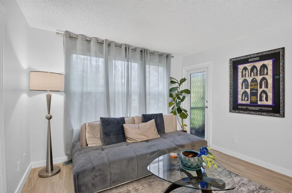 2305 CONGRESS AVENUE #21 Boynton Beach, FL 33426