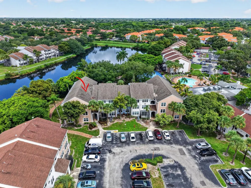 2305 CONGRESS AVENUE #21 Boynton Beach, FL 33426