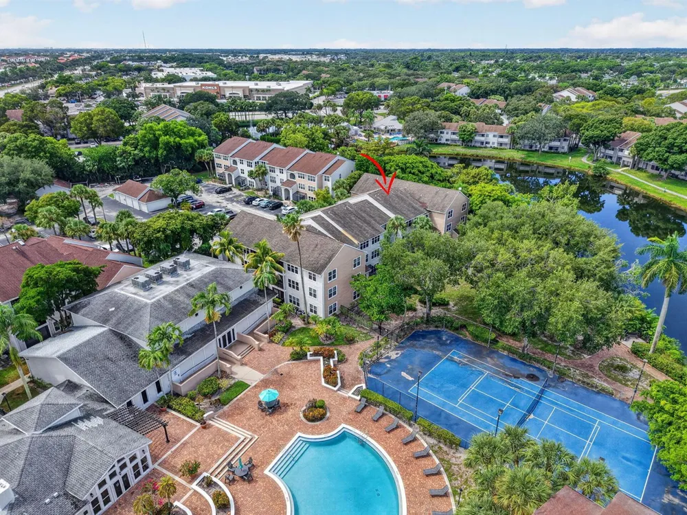 2305 CONGRESS AVENUE #21 Boynton Beach, FL 33426