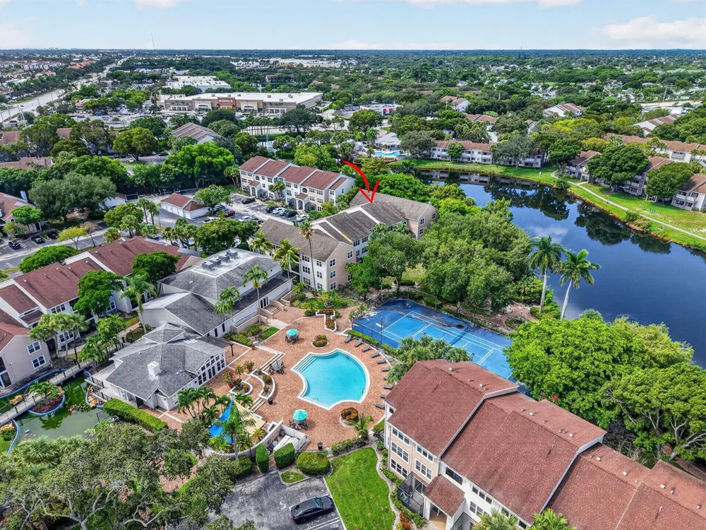 2305 CONGRESS AVENUE #21 Boynton Beach, FL 33426