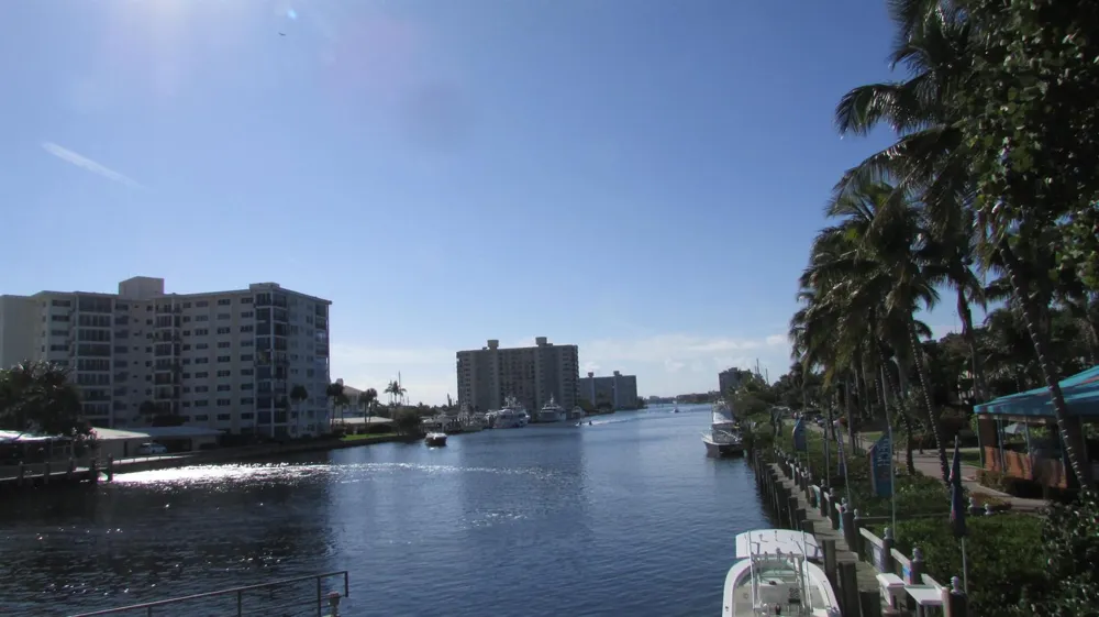 2305 CONGRESS AVENUE #21 Boynton Beach, FL 33426