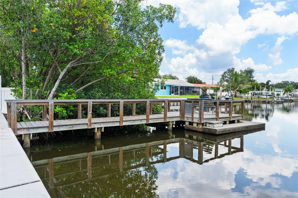 350 79TH AVENUE #134 St Petersburg, FL 33702