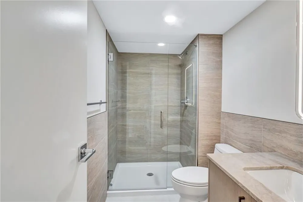2460 Peachtree Road #1513 Atlanta, GA 30305