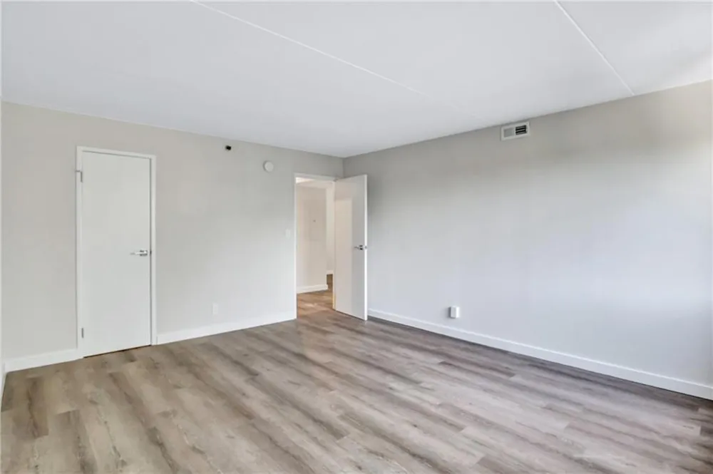 2460 Peachtree Road #1513 Atlanta, GA 30305