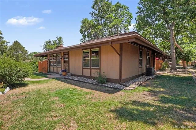 15176 E Jefferson Place Aurora, CO 80014