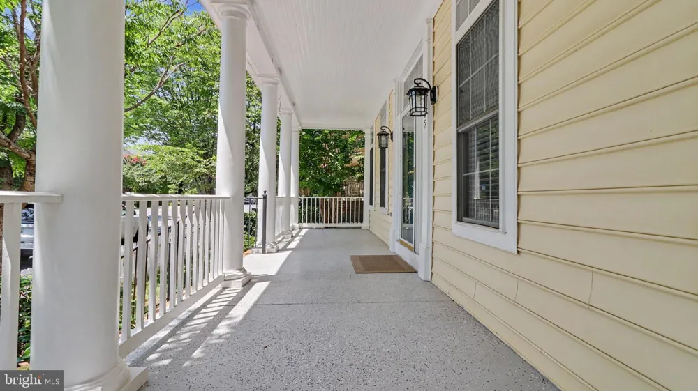 505 GRAND CHAMPION DRIVE Rockville, MD 20850