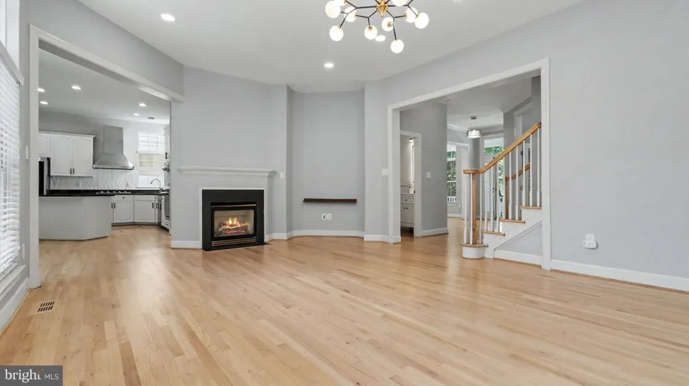 505 GRAND CHAMPION DRIVE Rockville, MD 20850