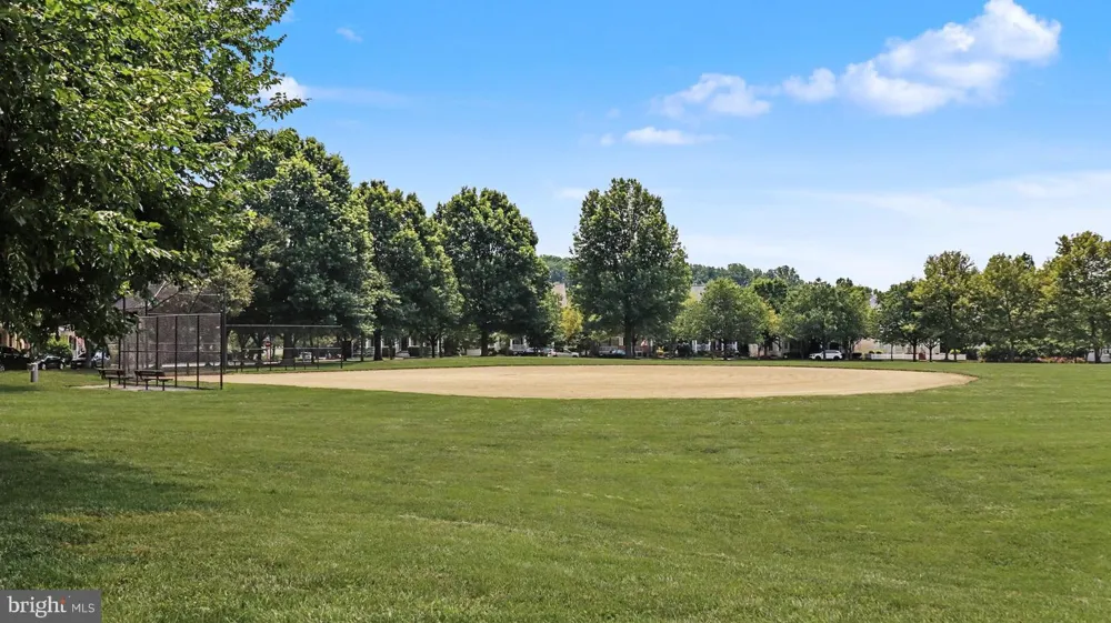 505 GRAND CHAMPION DRIVE Rockville, MD 20850