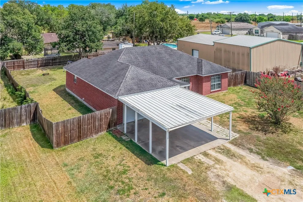 504 Canadian Victoria, TX 77905
