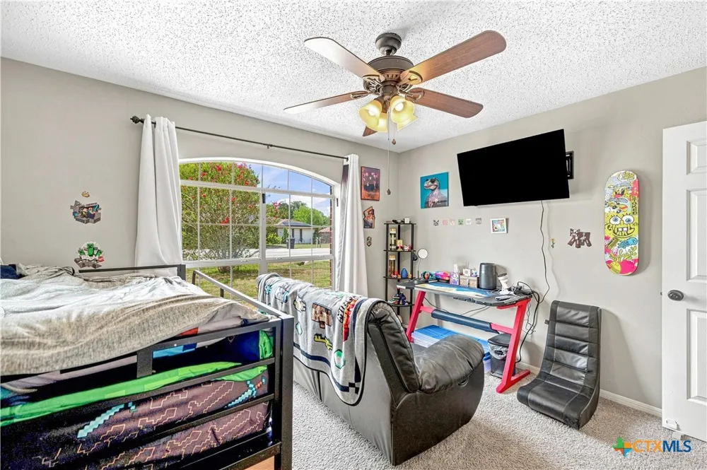 504 Canadian Victoria, TX 77905