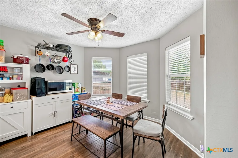 504 Canadian Victoria, TX 77905
