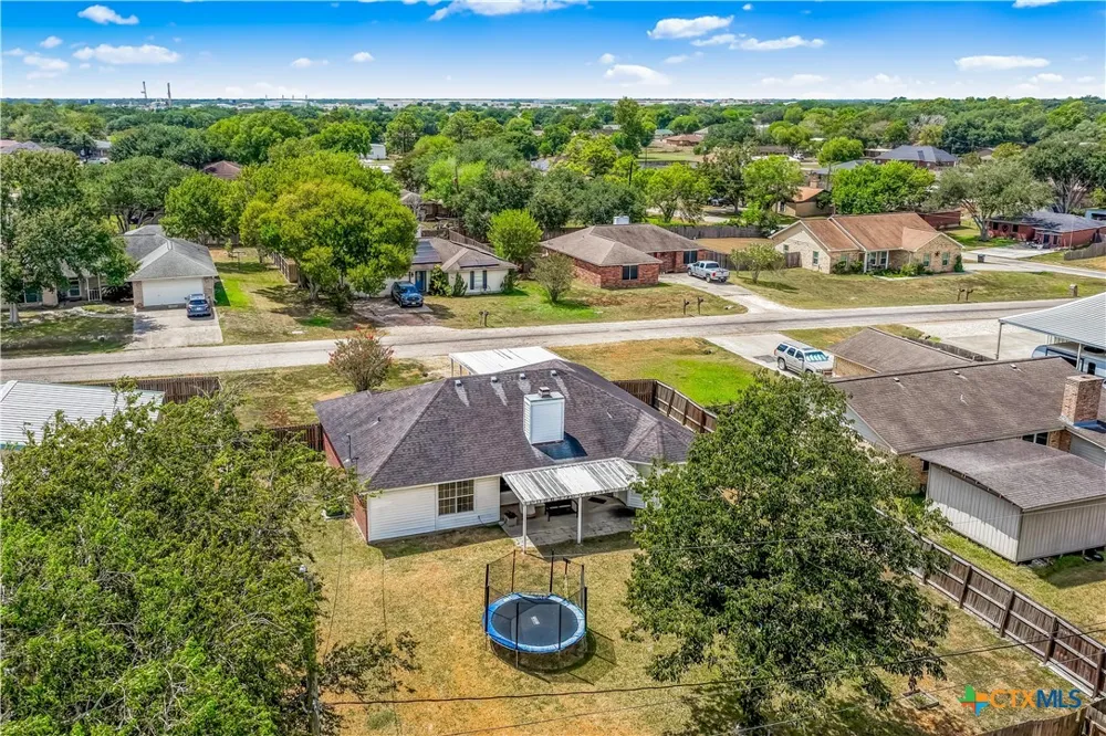 504 Canadian Victoria, TX 77905