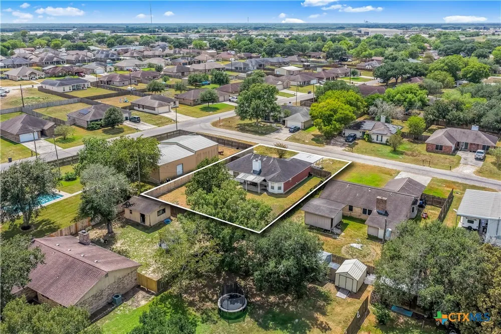 504 Canadian Victoria, TX 77905