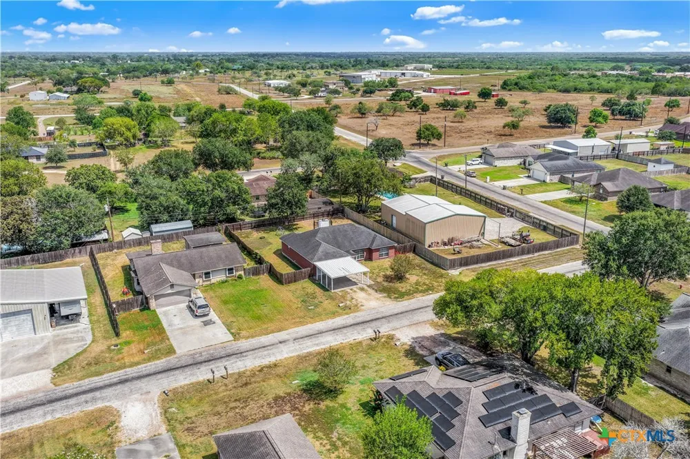 504 Canadian Victoria, TX 77905