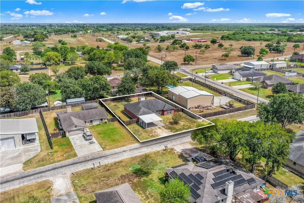 504 Canadian Victoria, TX 77905