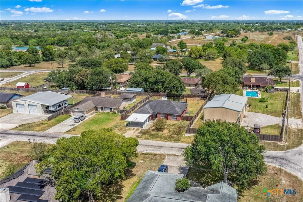 504 Canadian Victoria, TX 77905