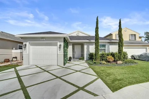 372 W Riverbend Drive #372