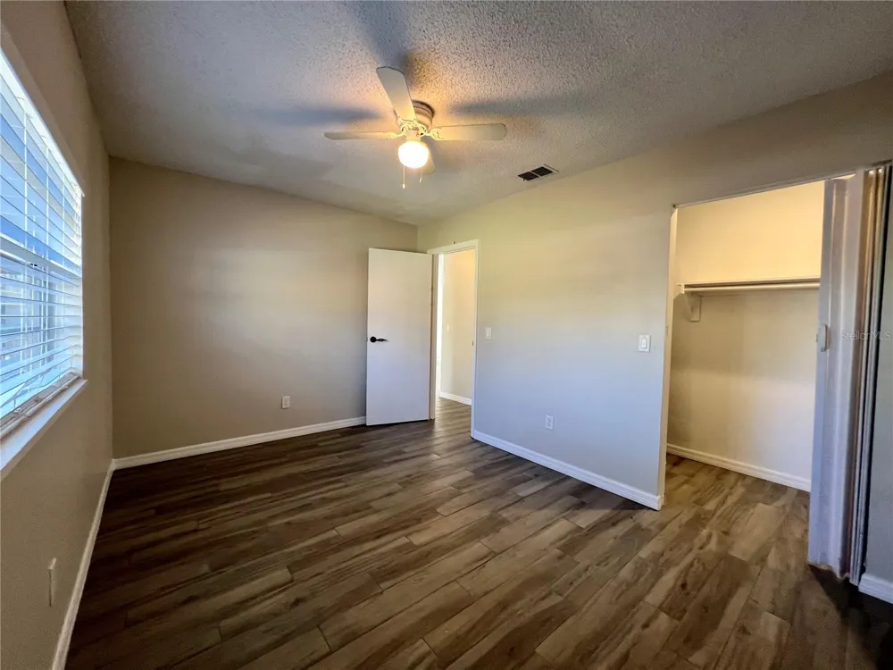 1820 CENTRAL PARK AVENUE Orlando, FL 32807