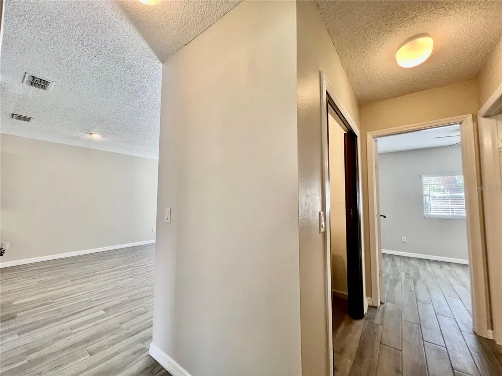 1820 CENTRAL PARK AVENUE Orlando, FL 32807