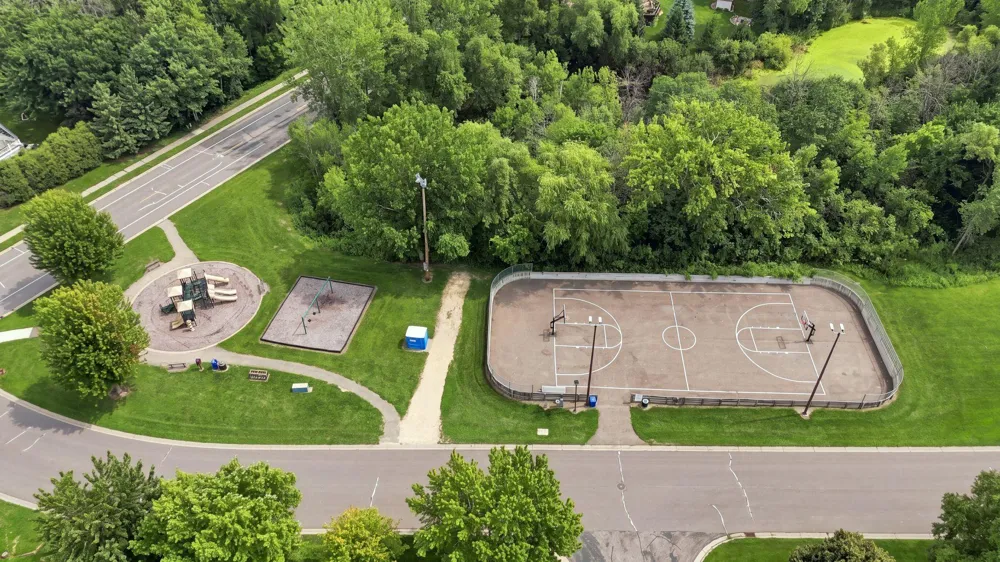 10268 Windrose Curve Elko New Market, MN 55020