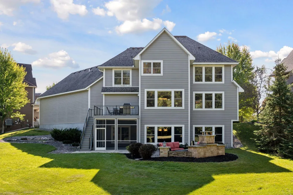 17887 63rd Avenue Maple Grove, MN 55311