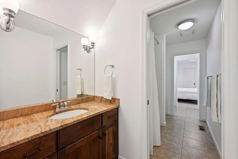 17887 63rd Avenue Maple Grove, MN 55311
