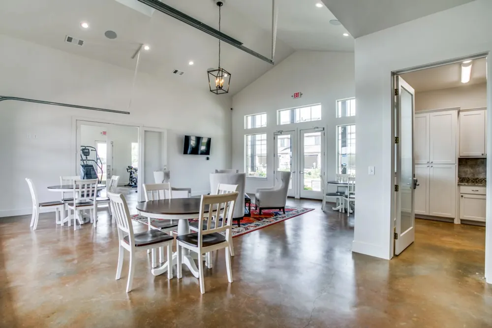 935 Ponds Edge Lane Euless, TX 76040