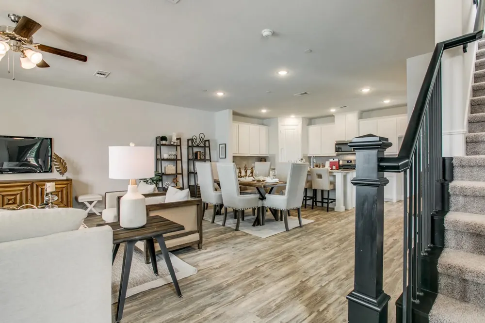 935 Ponds Edge Lane Euless, TX 76040