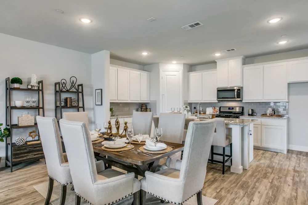 935 Ponds Edge Lane Euless, TX 76040