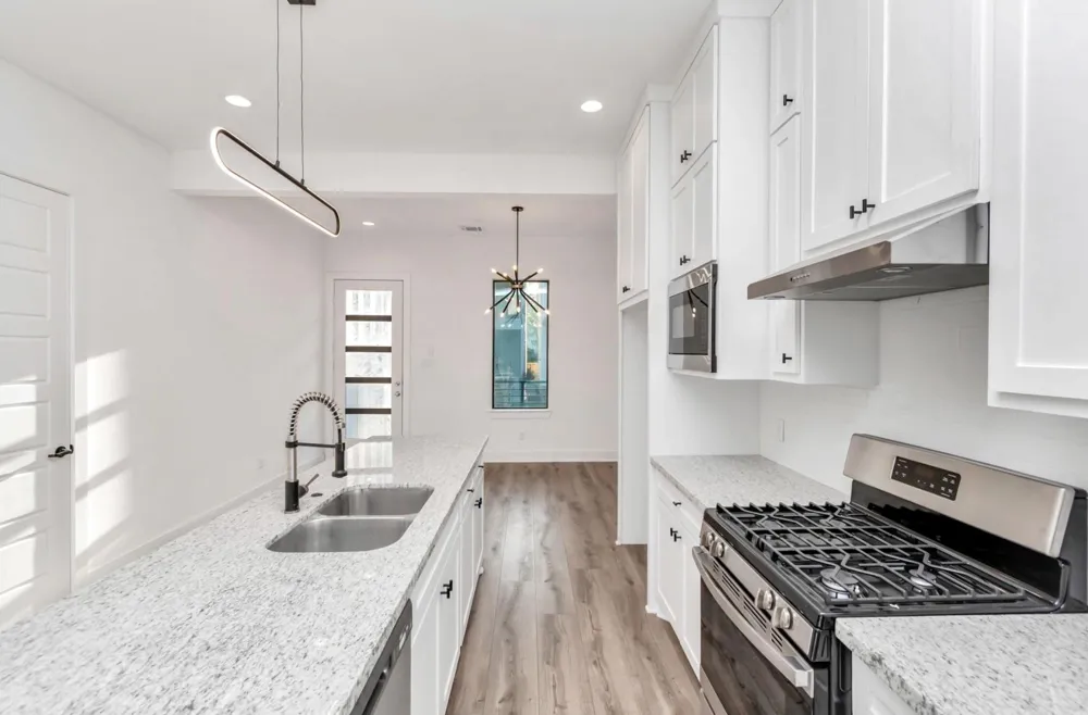 5609 Savyon Drive Houston, TX 77091