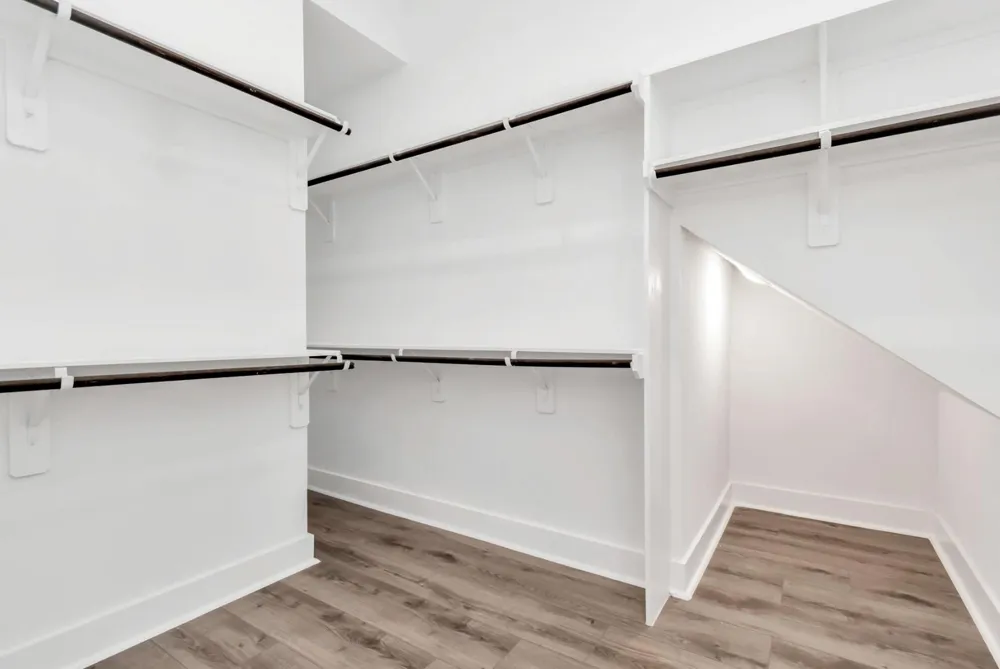5609 Savyon Drive Houston, TX 77091
