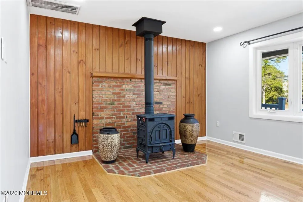 629 W Commodore Boulevard Jackson, NJ 08527